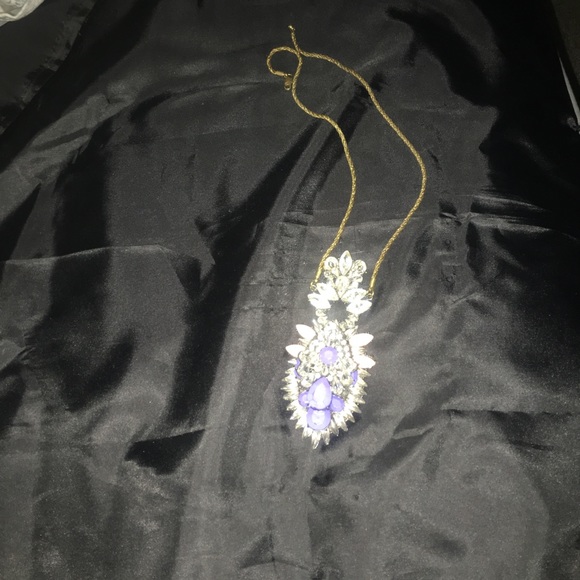 Neckless - Picture 3 of 6